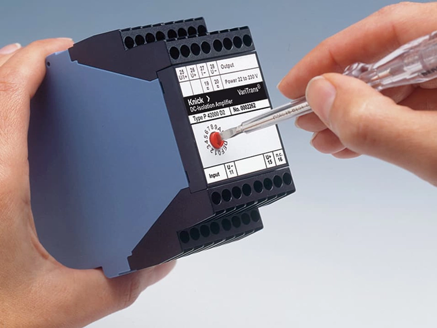 Le convertisseur le plus compact du monde jusqu’à ±2200 V